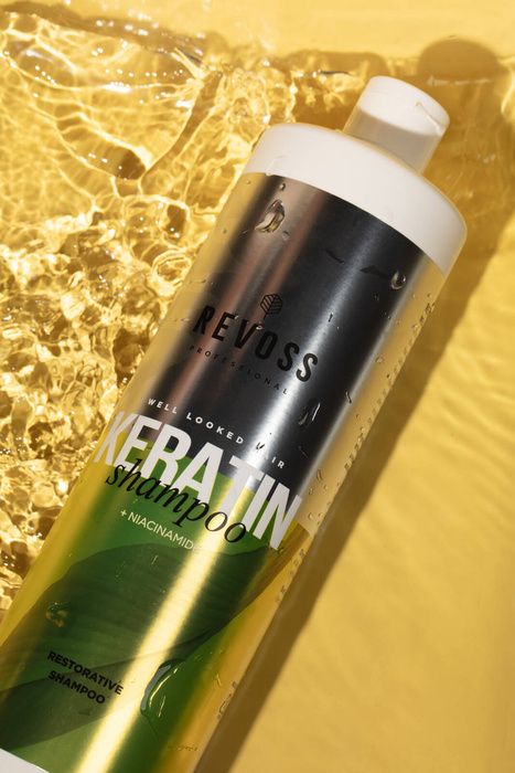 Szampon odbudowujący z keratyną, Revoss, 900 ml